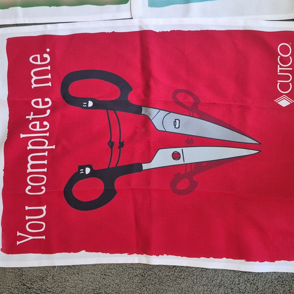 3 Cutco Kitchen Towels, Like New Condition, Never Used - Picture 4 of 4